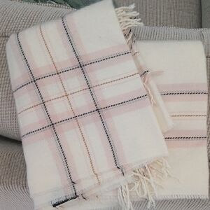 Steve Madden Cream and Pink Scarf with Fringed Edges NWOT